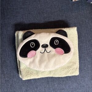 Cute Panda Gripebelt by Dr. Brown